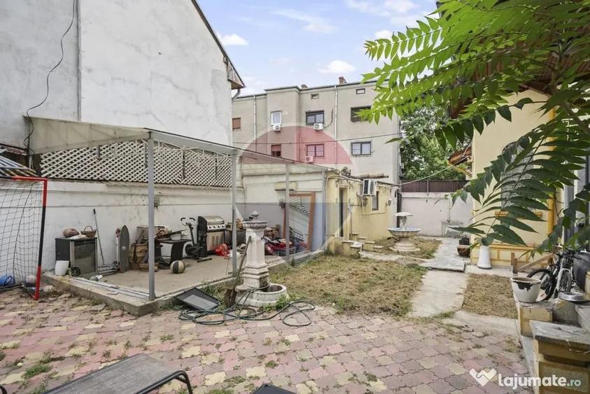 Casă cu 7 camere cu Teren 240 Mp în Parcul Circului