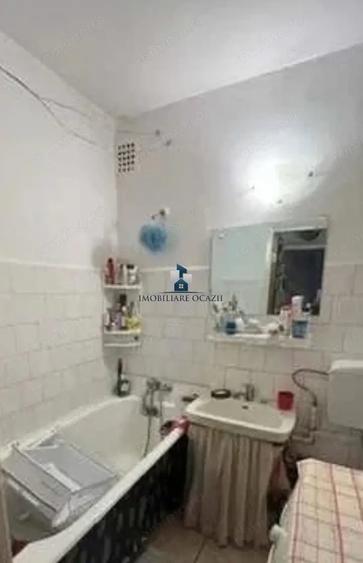 Apartament cu 3 camere decomandat în Giurgiului