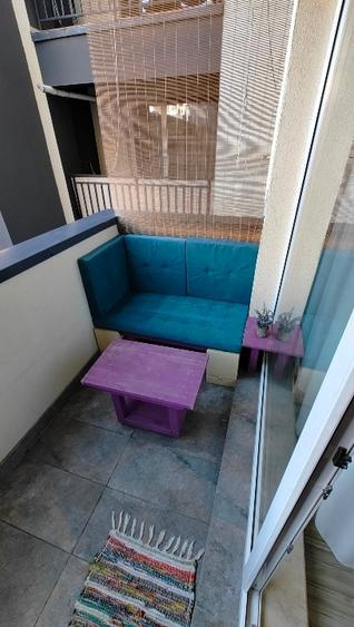 Apartament cu 2 camere semidecomandat, mobilat în Central