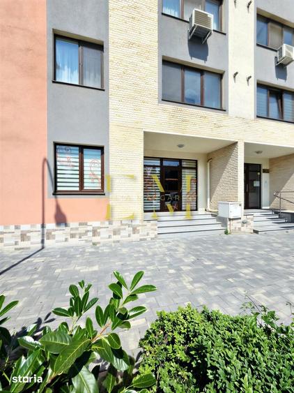 Spațiu comercial, de 70 mp, în Tractorul