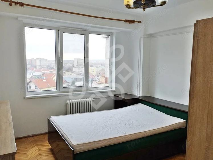 Apartament cu 2 camere decomandat în Decebal