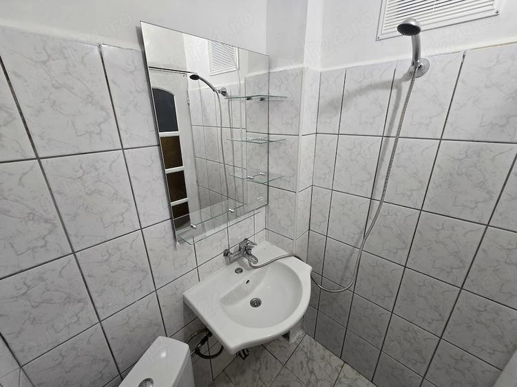 Garsonieră decomandată în Buziașului