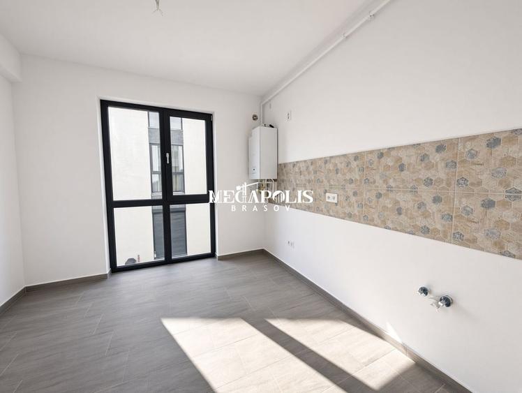 Apartament cu 2 camere decomandat în Sânpetru