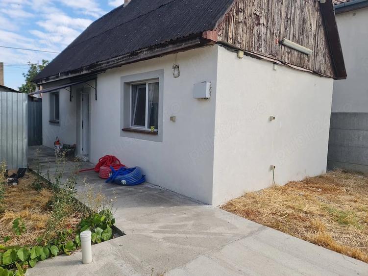 Casă cu 2 camere cu Teren 318 Mp în Central