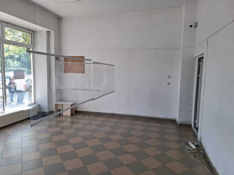 Spațiu comercial, de 91 mp, în Central