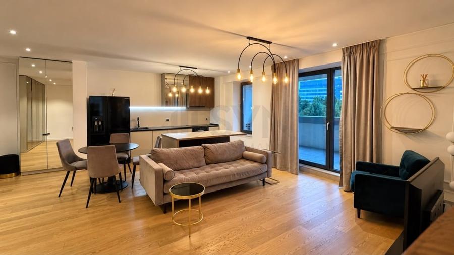 Apartament cu 3 camere decomandat în Aviației