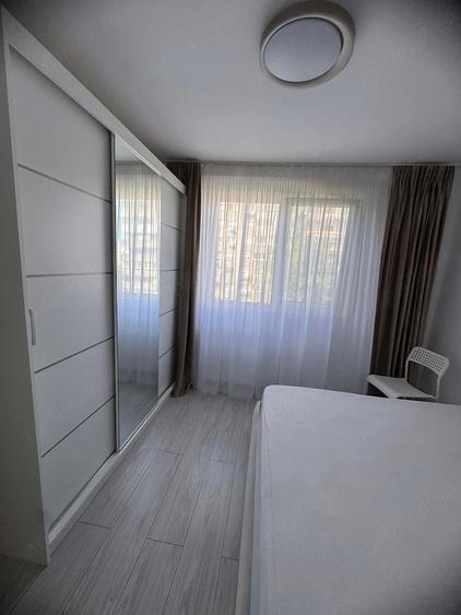 Apartament cu 2 camere semidecomandat în Gorjului