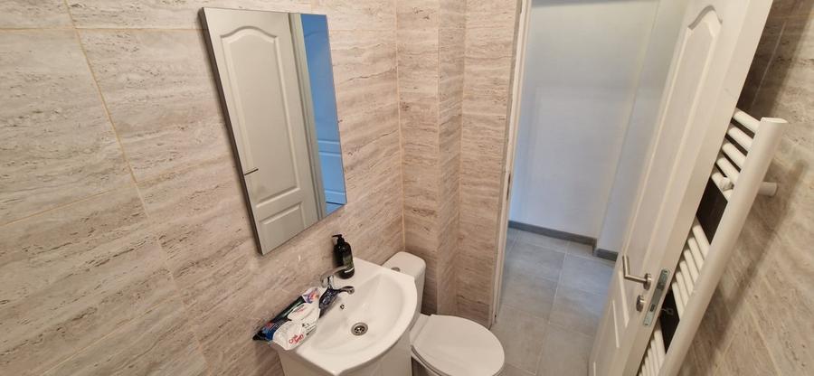 Apartament cu 2 camere decomandat, mobilat în Exterior Est