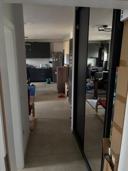 Apartament cu 2 camere decomandat în Giroc