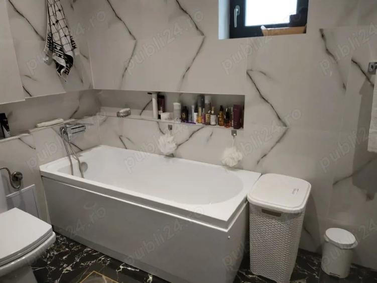 Casă cu Teren 850 Mp în Central