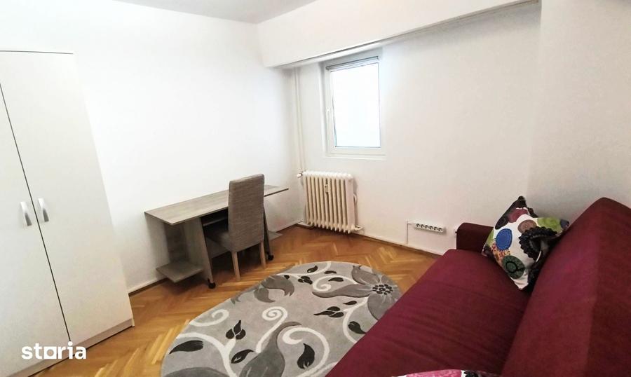 Apartament cu 4 camere decomandat în Grivița