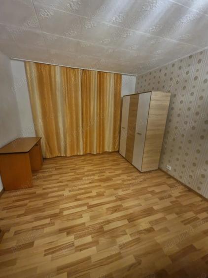 Apartament cu 4 camere decomandat în Șimian