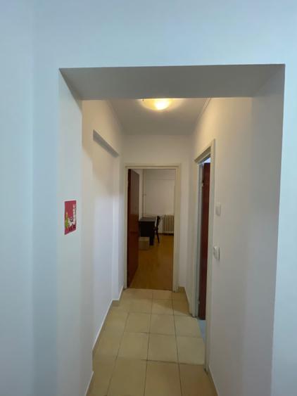 Apartament cu 2 camere decomandat în Veteranilor