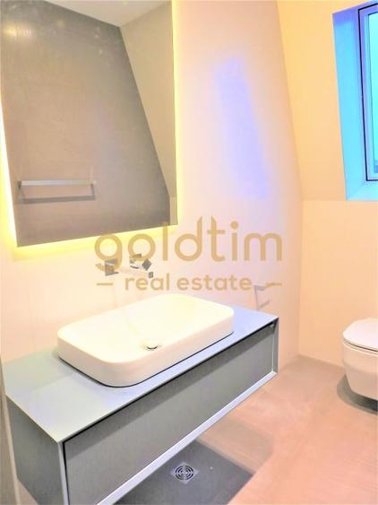 Apartament cu 4 camere semidecomandat, mobilat în Iancu Nicolae