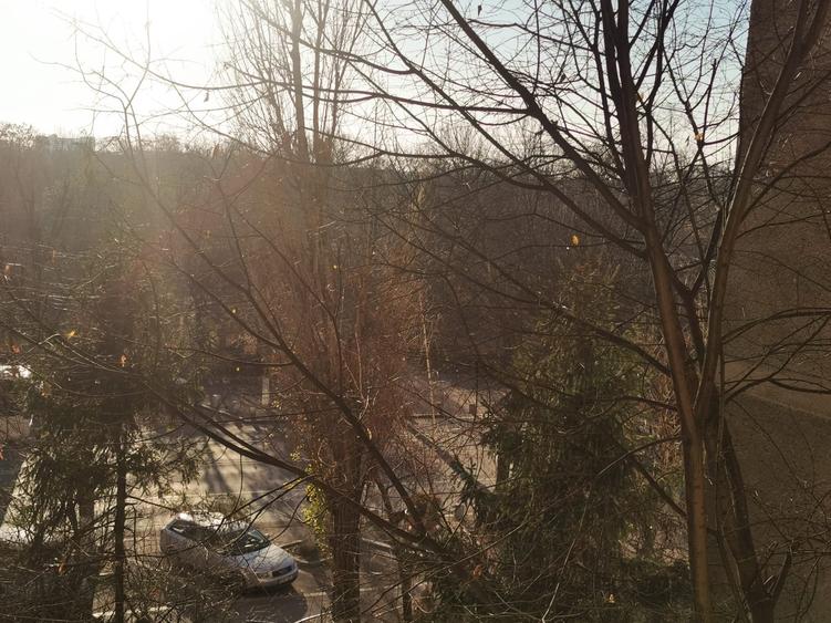 Apartament cu 2 camere semidecomandat, mobilat în Tineretului