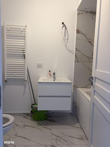 Apartament cu 2 camere decomandat în Lacul Morii