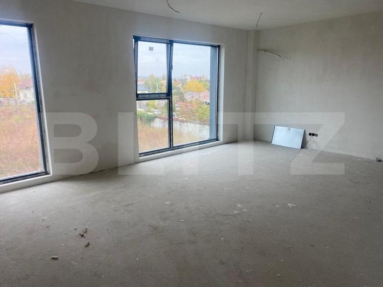 Apartament cu 2 camere decomandat în Mihai Bravu