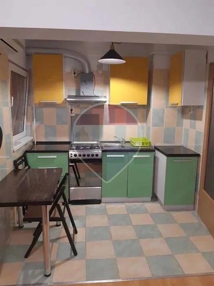 Apartament cu 2 camere semidecomandat în Canta