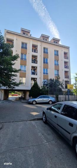 Garsonieră decomandată în Fratelia