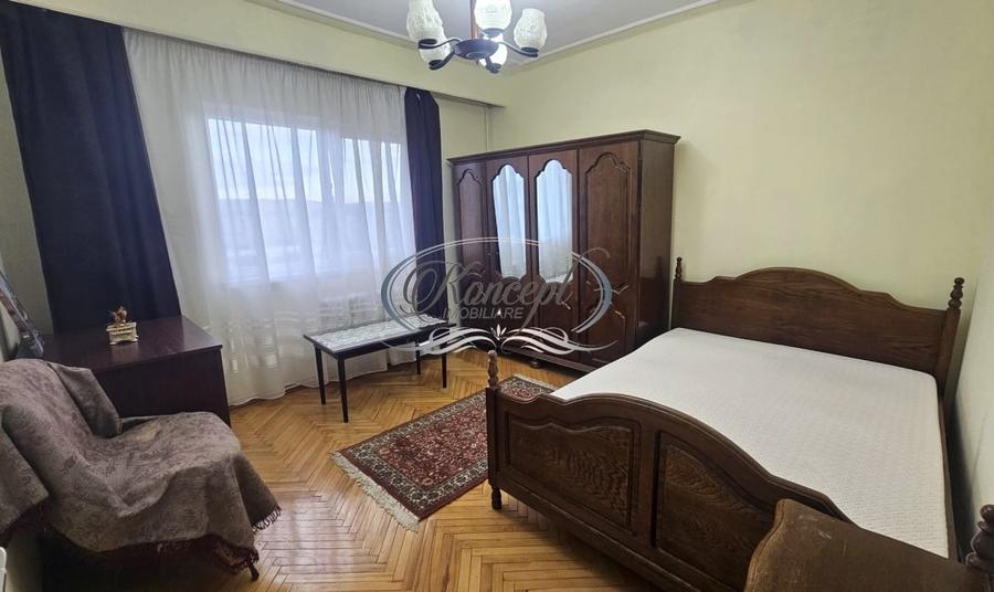 Apartament cu 3 camere decomandat, mobilat în Mănăștur