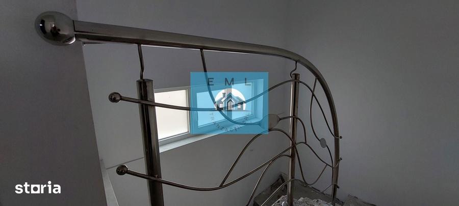 Casă cu 5 camere cu Teren 172 Mp în Cornetu