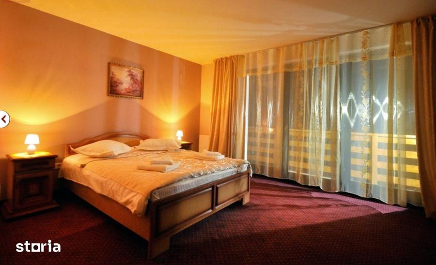 Spațiu comercial, de 3,700 mp, în Central