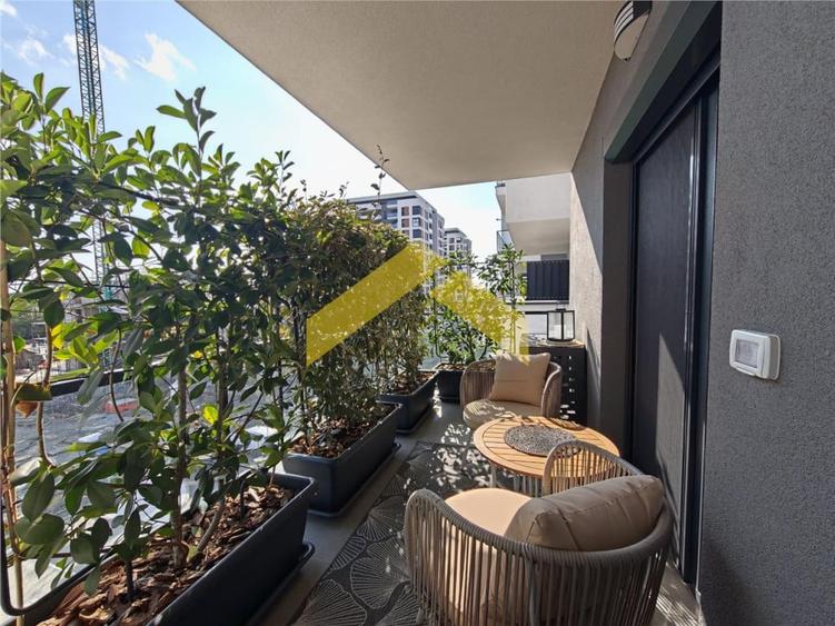 Apartament cu 3 camere semidecomandat în Central