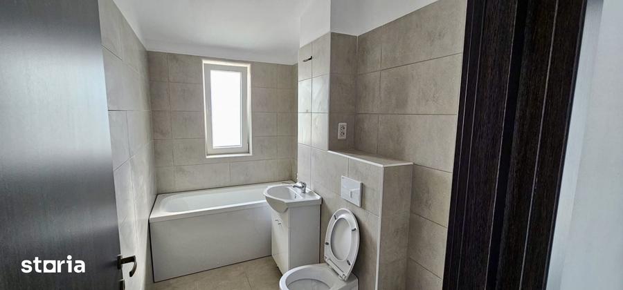 Apartament cu 3 camere decomandat în Sânpetru