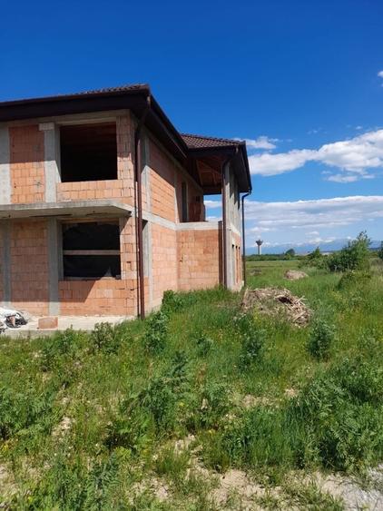 Casă cu 3 camere în Cristian