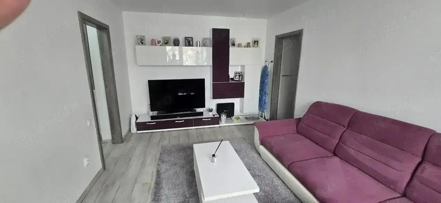 Apartament cu 2 camere semidecomandat în Ultracentral