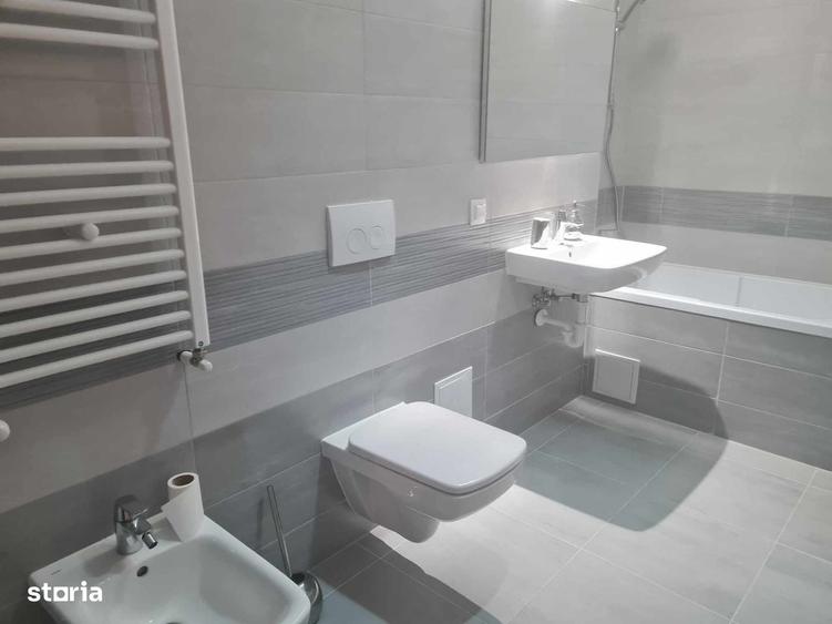 Inchiriez studio 2camere Tractorul Coresi pet friendly,aer conditionat - 11
