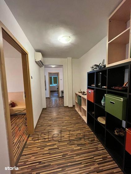 Apartament cu 3 camere în Militari
