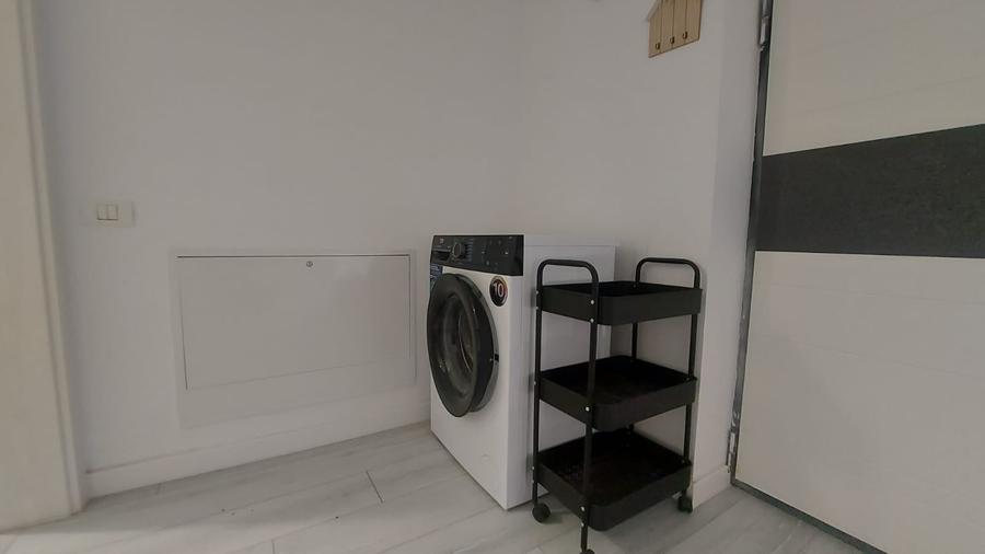 Apartament cu 2 camere semidecomandat în Berceni