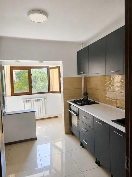 Apartament cu 2 camere semidecomandat în Inel I