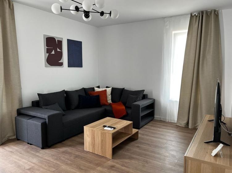 Apartament cu 2 camere decomandat în Dobroești