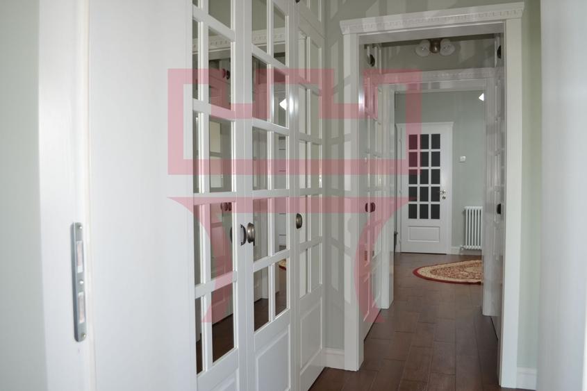 Apartament cu 4 camere decomandat, mobilat în Mărăști