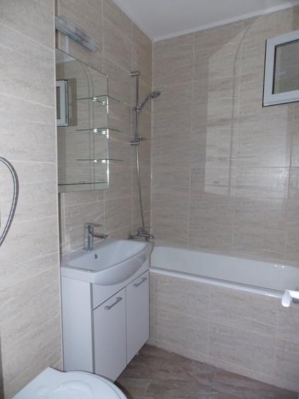 Apartament cu 3 camere circular în Drumul Taberei