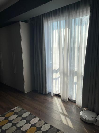 Apartament cu 2 camere semidecomandat, mobilat în Străulești