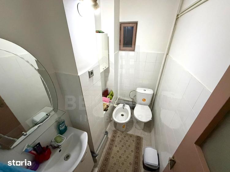 Apartament cu 3 camere decomandat în Central