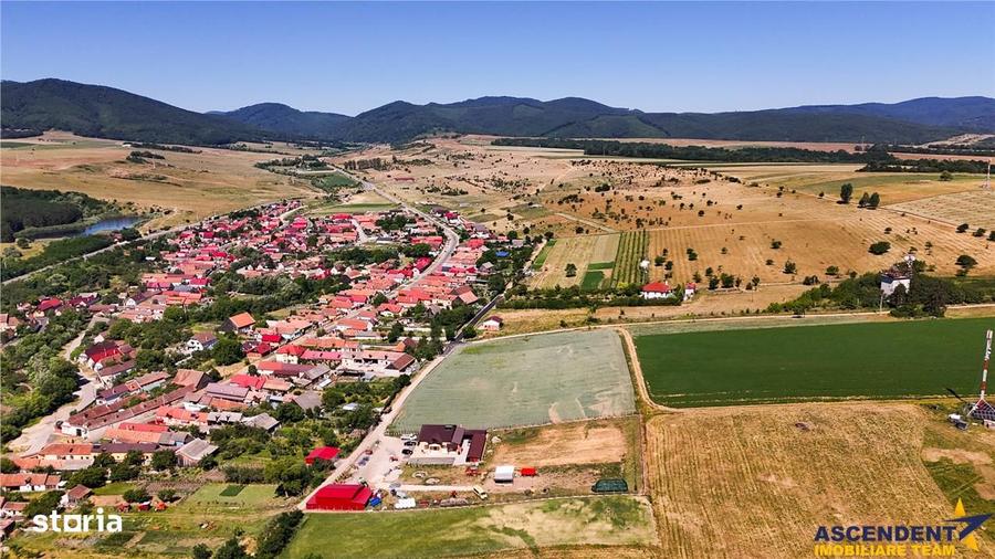 Teren de 1370 mp, în Măieruș