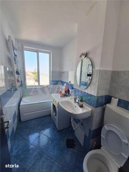 Apartament cu 2 camere decomandat în Tache
