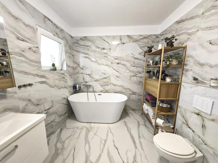 Duplex cu 4 camere cu Canalizare în Urseni