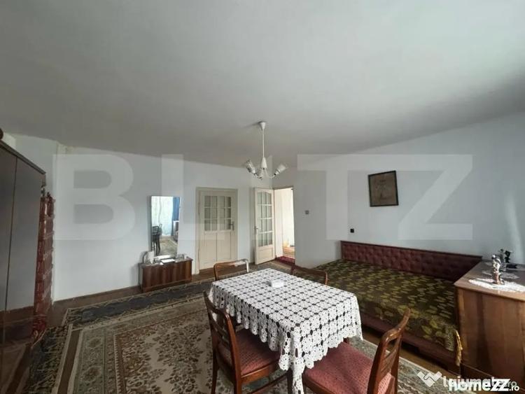 Casă cu 3 camere cu Teren 3340 Mp în Central