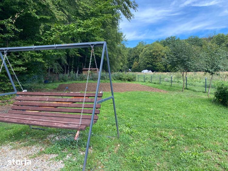 Teren de 850 mp, în Dumbrăvița