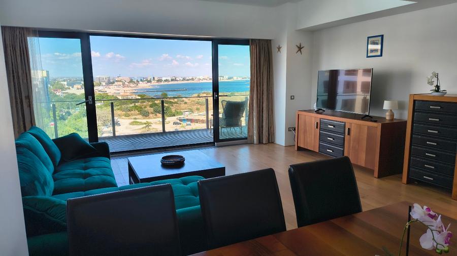 Apartament cu 2 camere decomandat în Faleza Nord