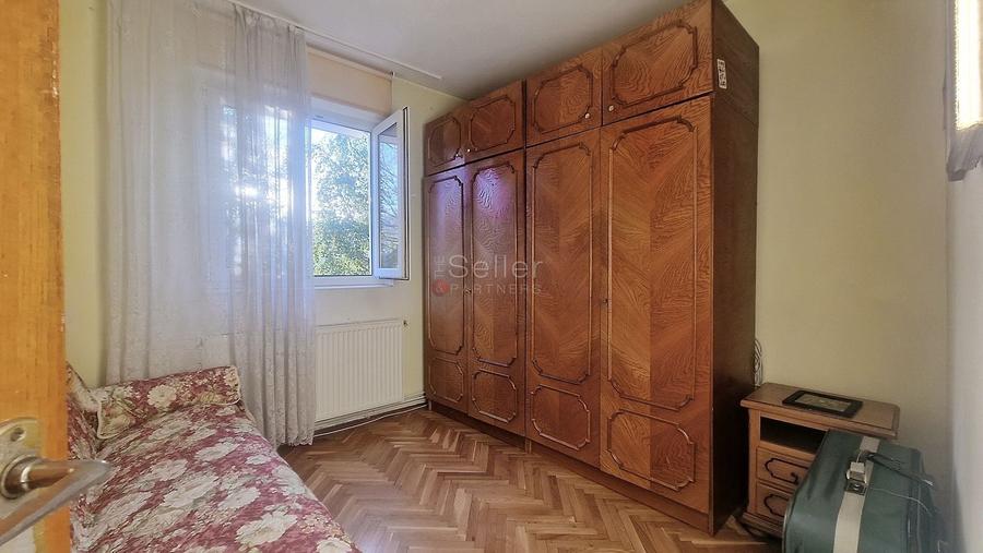 Apartament cu 3 camere semidecomandat, mobilat în Astra