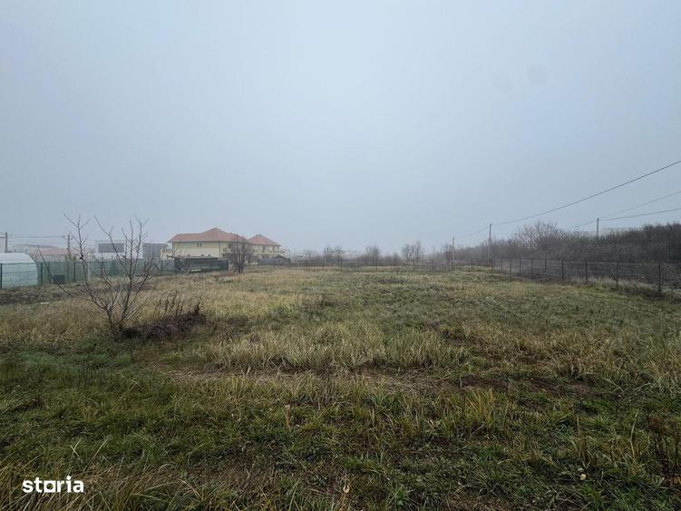 Teren de 1409 mp, în Dumbrăvița