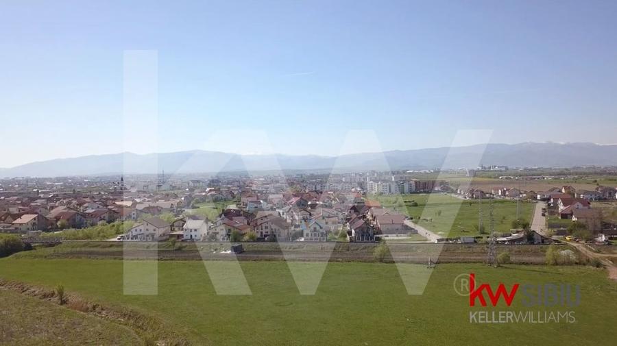 Teren Construcții intravilan de 26605 mp, în Veterani