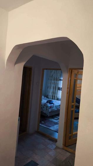 Apartament cu 3 camere decomandat, mobilat în Sânnicolau Mare