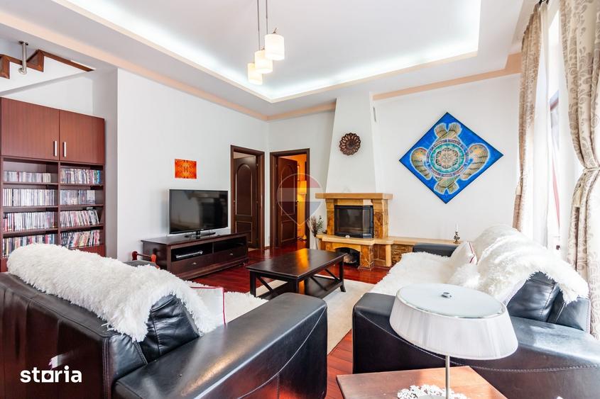 Casă cu 6 camere cu Teren 850 Mp în Corbeanca